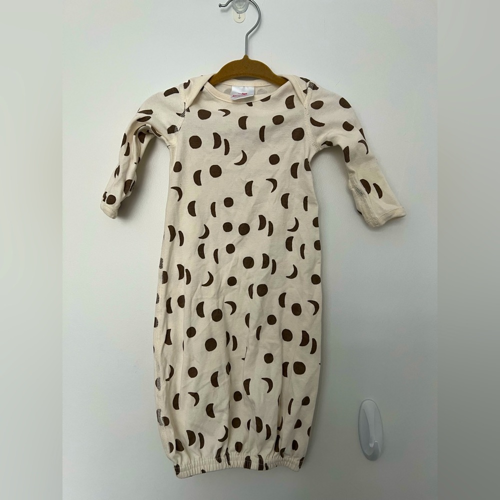 Hanna Andersson Newborn gown